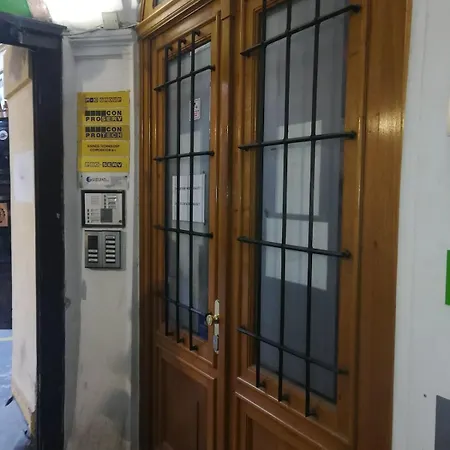 Old Town Center Just In 3 Min Walk Private A Πράγα