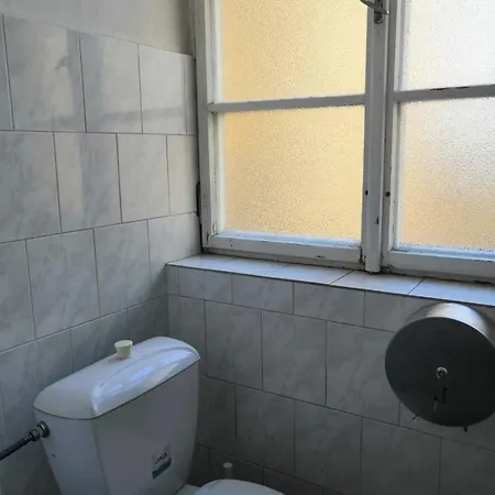 Rum i privatbostad Old Town Center Just In 3 Min Walk Private A *
